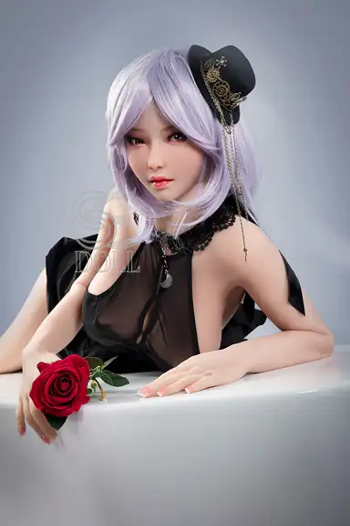 165cm / 5ft5″ F-cup Murasaki.A (Miya)