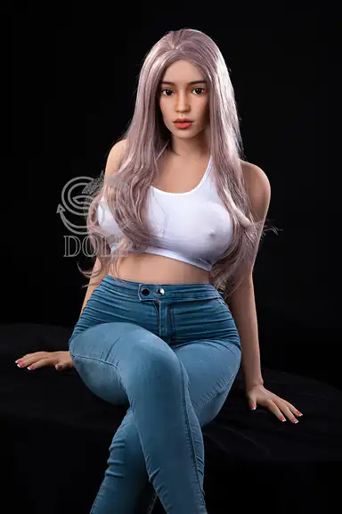 161cm / 5ft3″ G-cup Julia.A