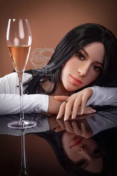 157cm / 5ft2″ F-cup Karissa.A
