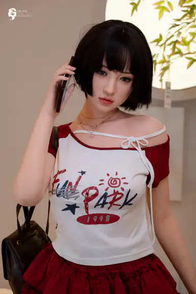 160cm/5ft3 D-cup Hyper Realistic Silicone – Limi