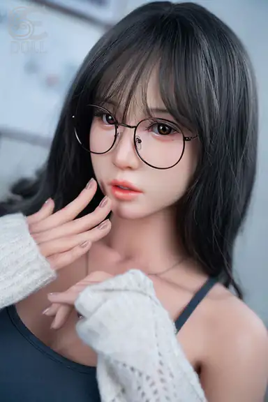 T160cm / 5ft3″ C-cup Sena.A (Full silicone body with realistic skin texture)