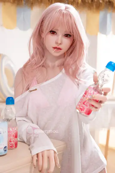 159cm/5ft3 A-cup Silicone – Lucy (Real Skin Texture Version)