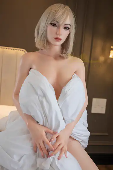 Blonde Skinny Short Hair 167cm S47 Gia Natural