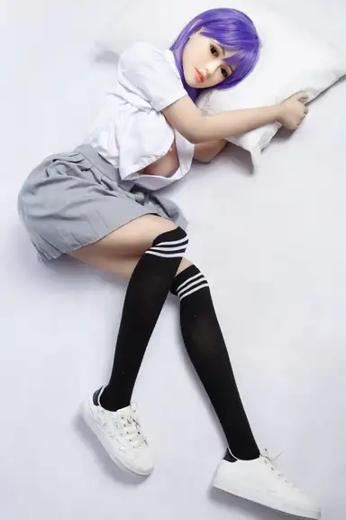 Stephanie - Ultra-Realistic Student With Realistic Feautures -TPE