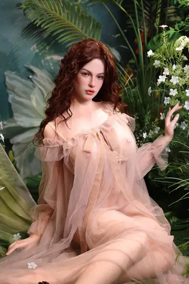 168cm/5ft6 F-cup Silicone – Seren (Real Skin Texture Version)
