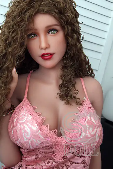 161cm / 5ft3″ F-cup Kitty.B (Eileen)
