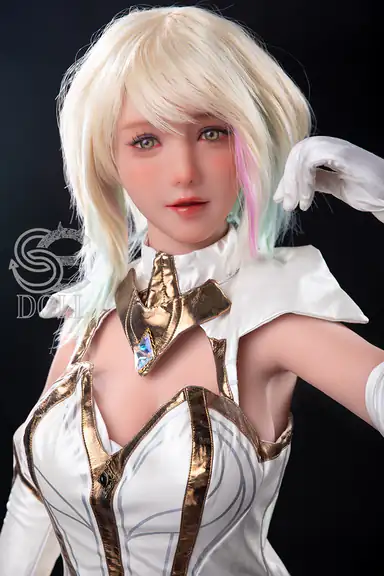 161cm / 5ft3″ F-cup Angie.C